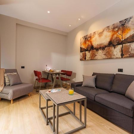 Jolly Suites كاندية المظهر الخارجي الصورة