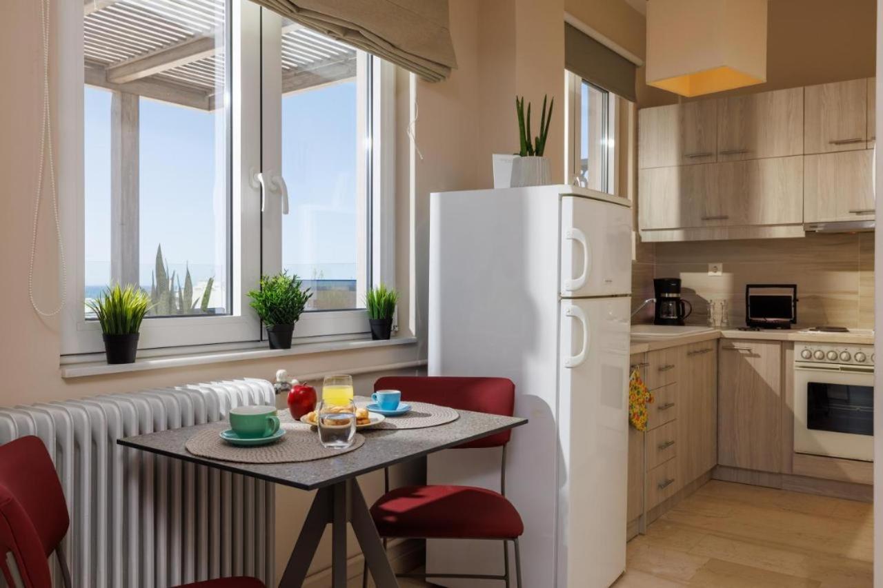 Jolly Suites كاندية المظهر الخارجي الصورة