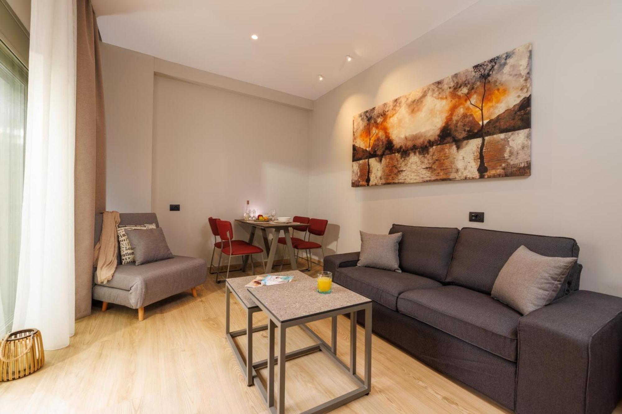 Jolly Suites كاندية المظهر الخارجي الصورة
