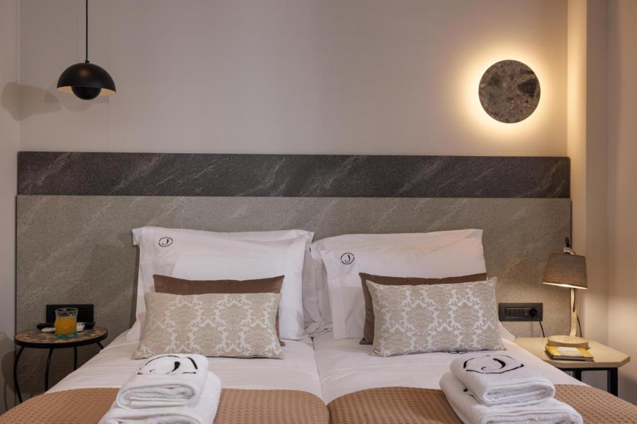 Jolly Suites كاندية المظهر الخارجي الصورة