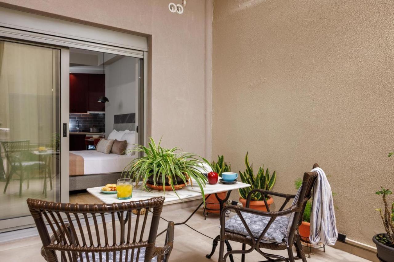 Jolly Suites كاندية المظهر الخارجي الصورة